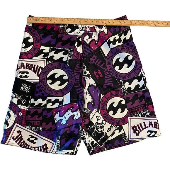 Billabong Mens Boardshorts Skulls Bad Billy Logo Purple White Size 36 - Picture 4 of 7